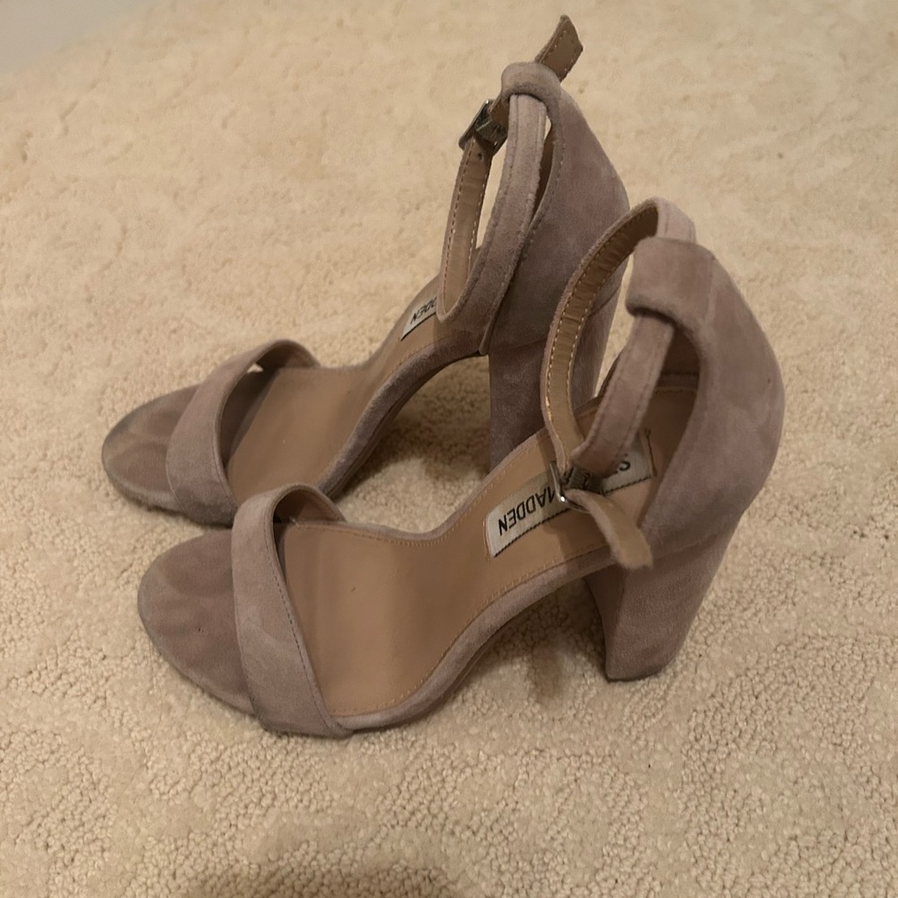 Steve Madden Women's Beige Suede Heels